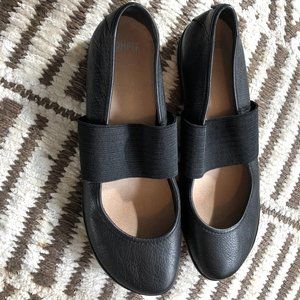 CAMPER MARY JANE LEATHER BALLET FLATS-BLACK-BRAND NEW-SIZE 39/8.5